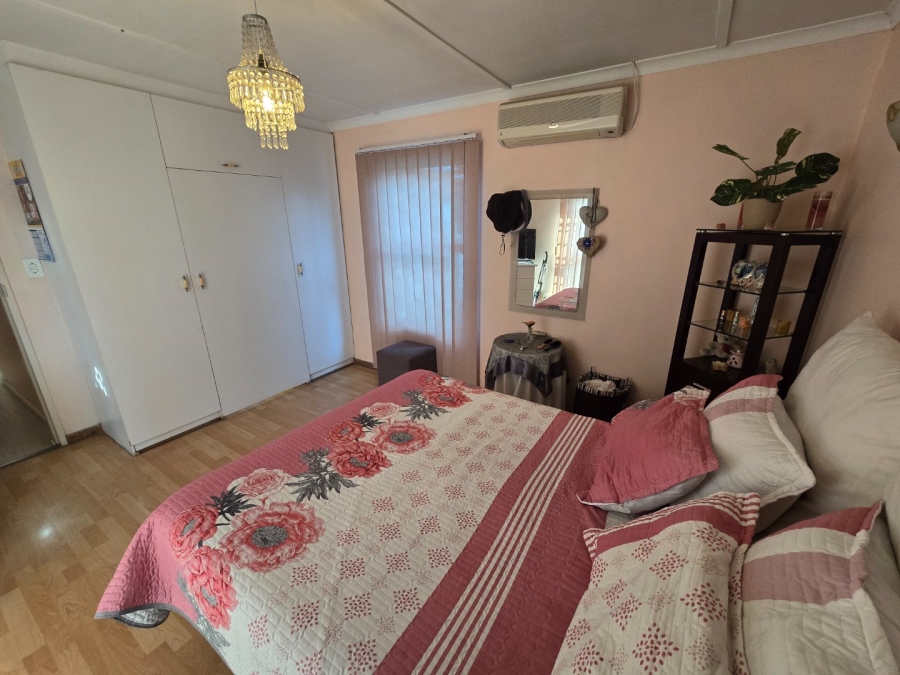 3 Bedroom Property for Sale in Colorado Park Western Cape